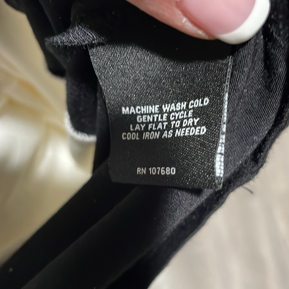 Nue Options color-blocked 3/4 sleeve top with scoop neck - Picture 4 of 4